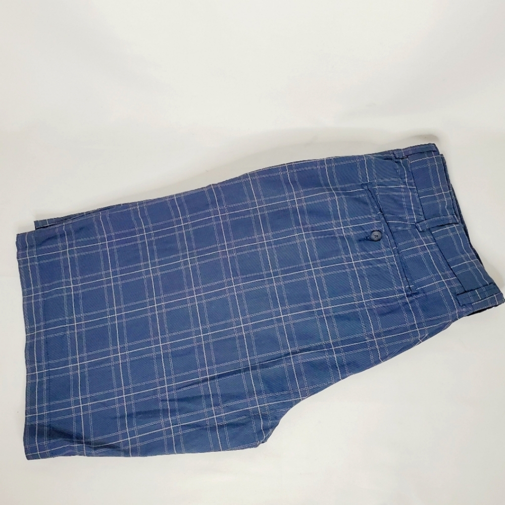 Tag Men's Redsquad Plaid Golf Shorts